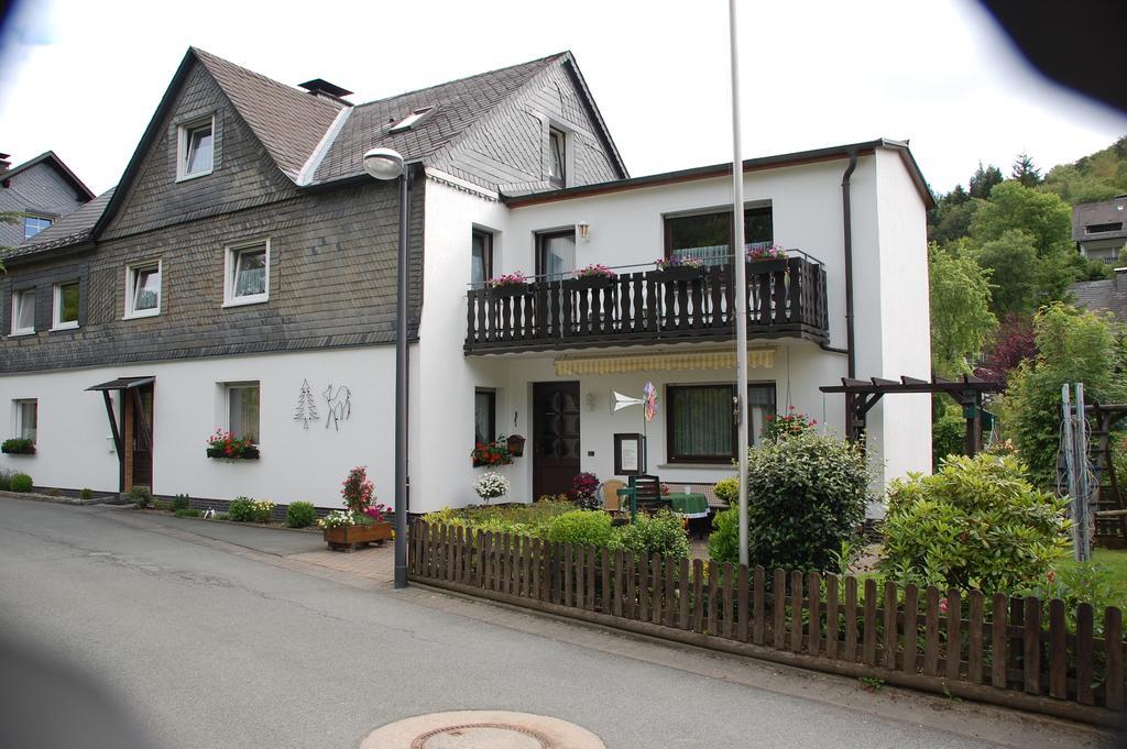 Klauke *